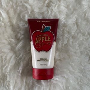 New BBW Champagne Apple & Honey Creamy Body Scrub
